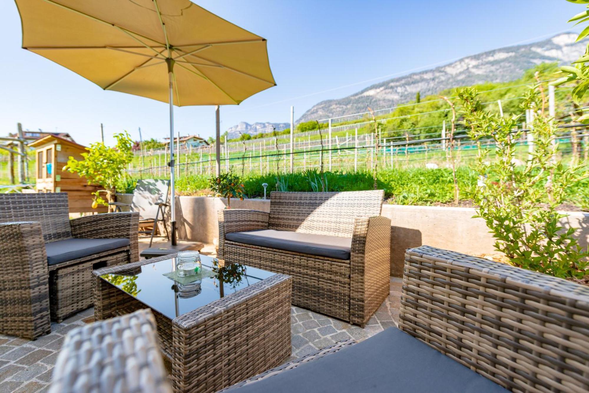 Gfillhof Ferienwohnung 3 Appiano Sulla Strada Del Vino Luaran gambar