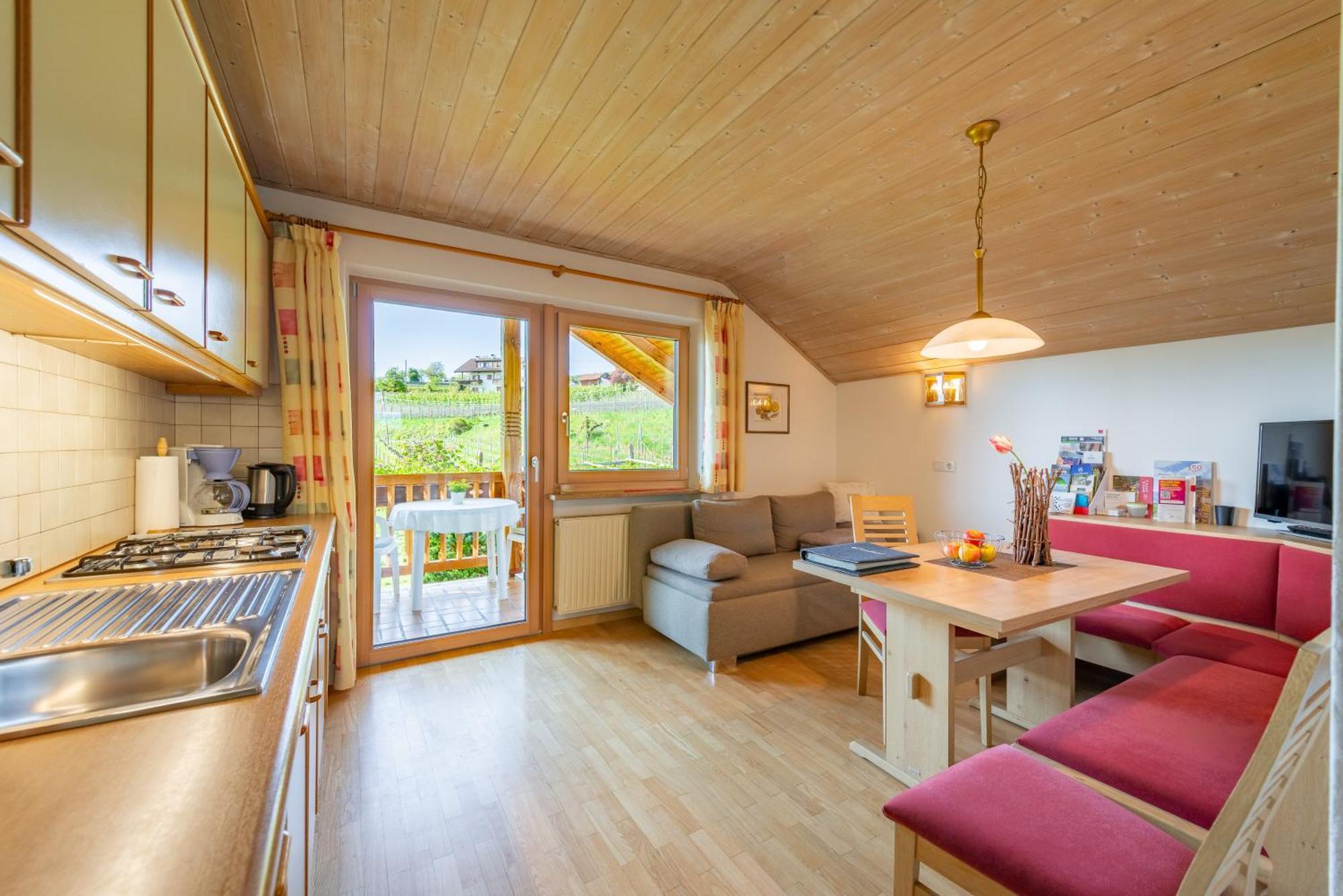 Gfillhof Ferienwohnung 3 Appiano Sulla Strada Del Vino Luaran gambar